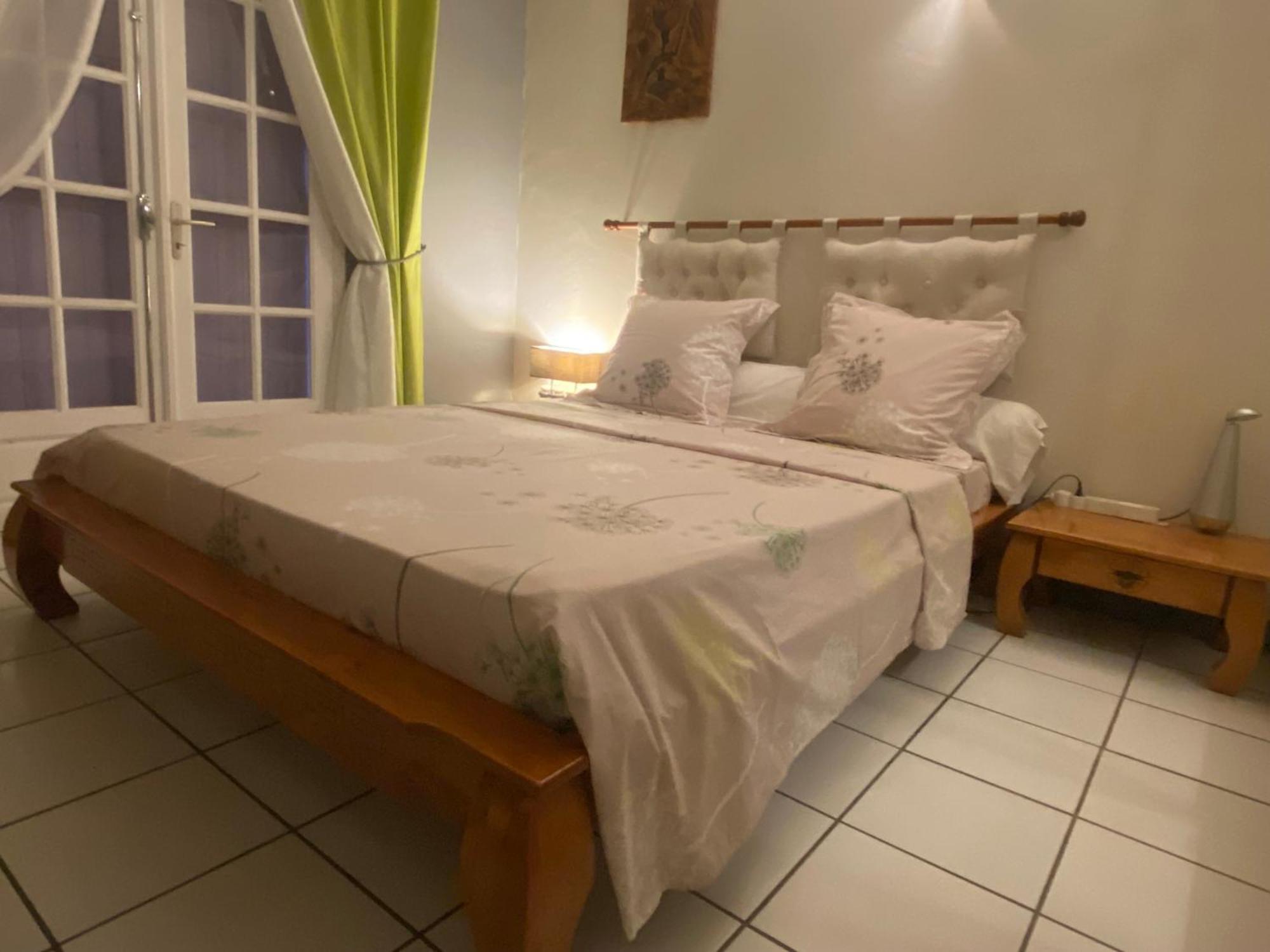 Happyhome2 Saint Pierre Esterno foto