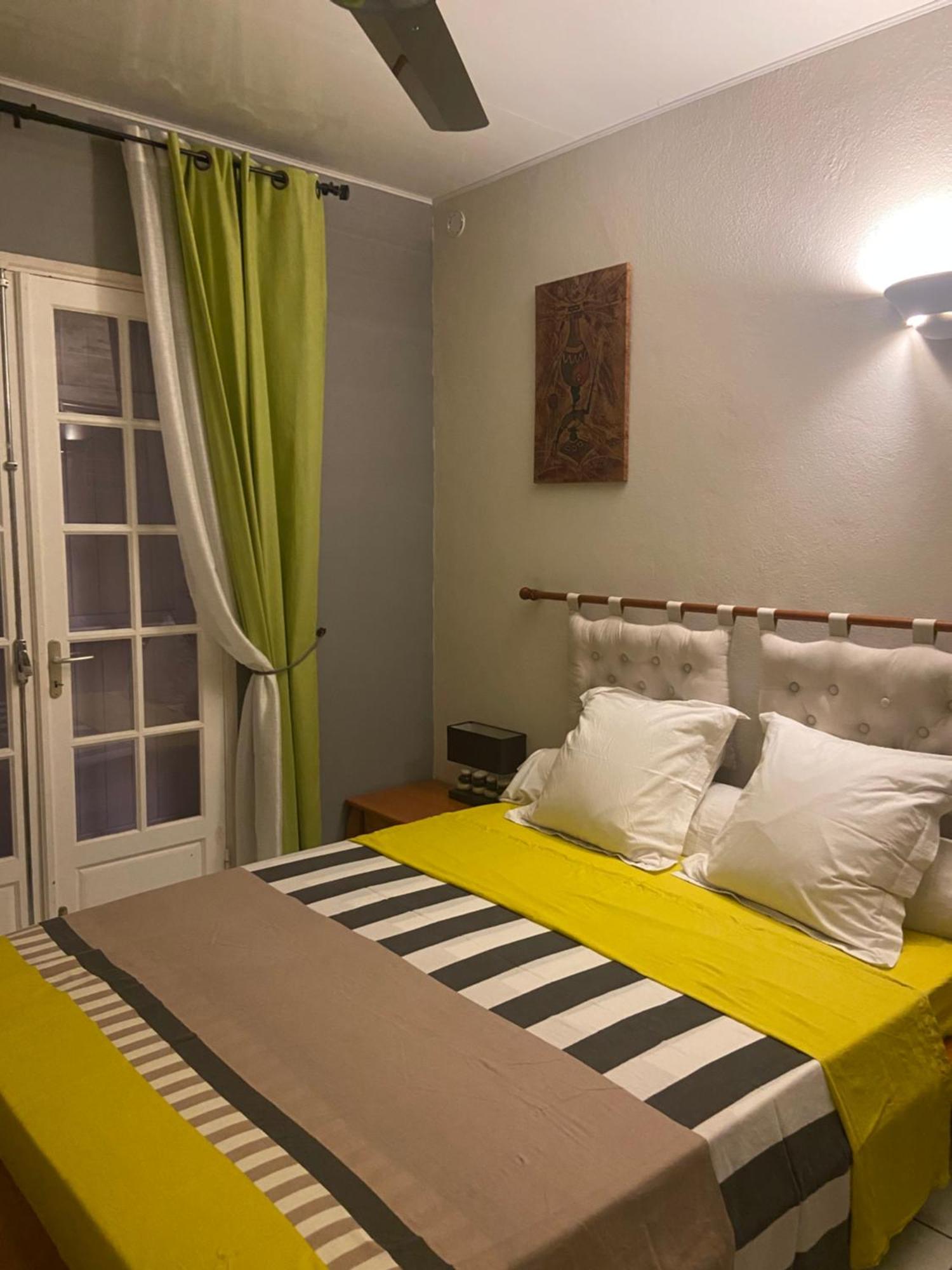 Happyhome2 Saint Pierre Esterno foto